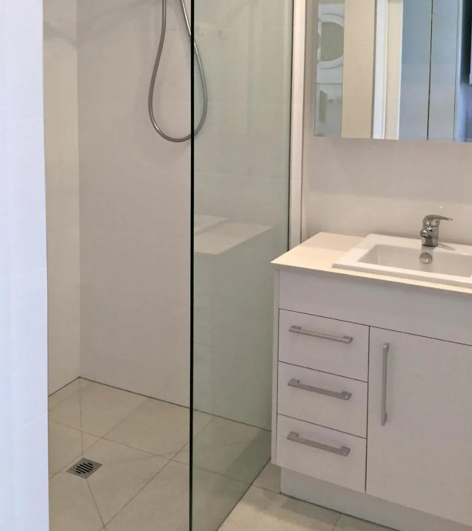 Holiday home Booker Pde 34 Unit 2 Pet Friendly Villa Pelican Waters